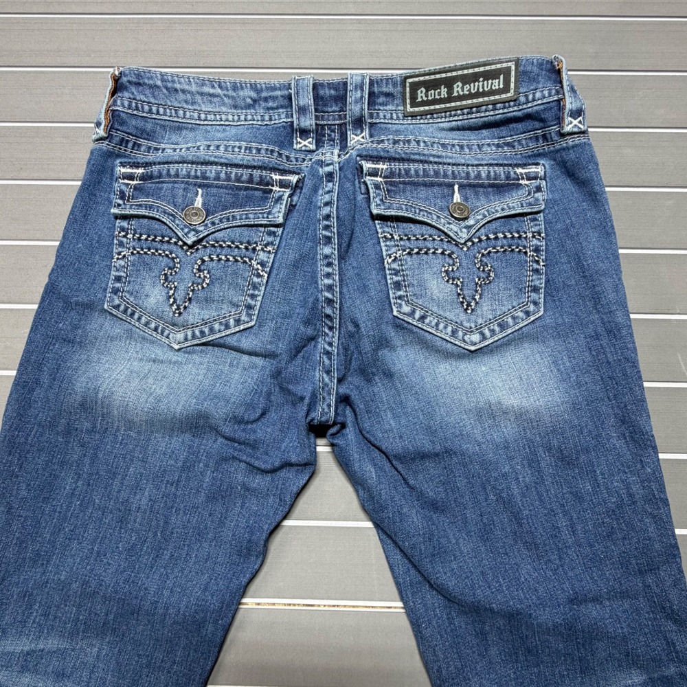 Rock Revival Jessica Skinny Jeans Medium Wash Distressed Fleur De Lis Size 32 - Picture 8 of 11
